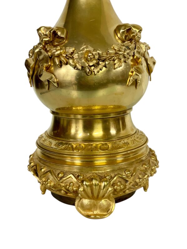 Louis XVI Gilt Bronze Table Lamp with Roses and Ribbons, 19th Century
