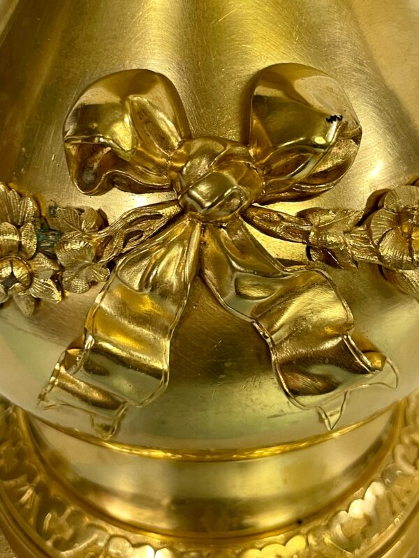 Louis XVI Gilt Bronze Table Lamp with Roses and Ribbons, 19th Century