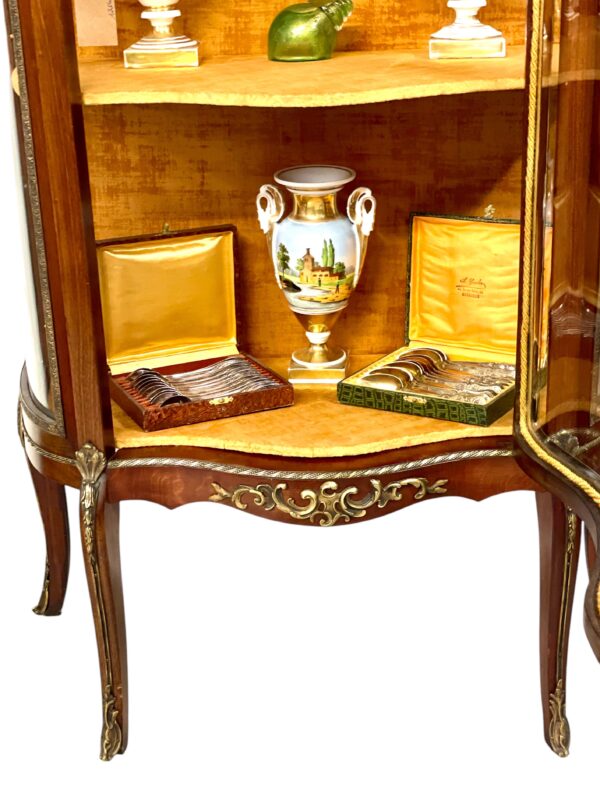 19th Century Louis XV Vitrine with Marble Top and Ormolu Mounts - Image 27