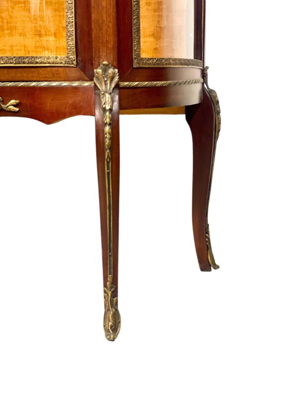 19th Century Louis XV Vitrine with Marble Top and Ormolu Mounts - Image 5