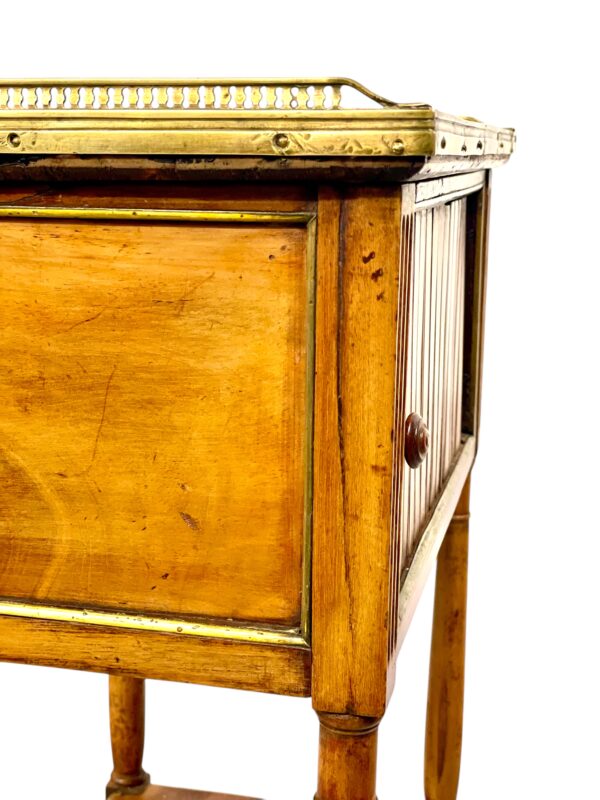 Neoclassical Walnut Nightstand or Side Table, 18th Century