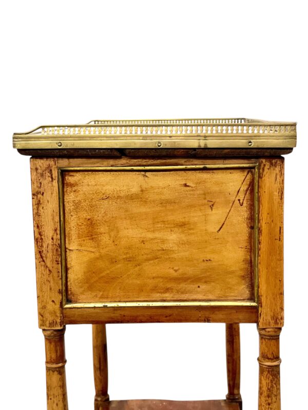 Neoclassical Walnut Nightstand or Side Table, 18th Century