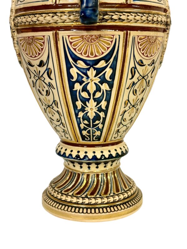 Pair of 19th Century Renaissance Revival Faience Vases with Heraldic Crests - Image 8