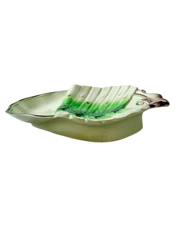 Set of 11 French Majolica Asparagus Plates by Sarreguemines, 19th Century - Image 7