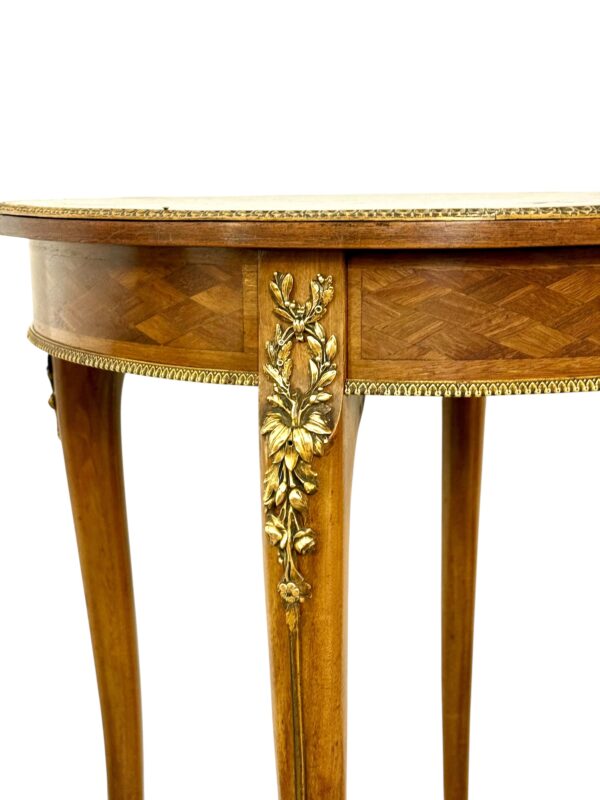 19th Century Louis XV Guéridon Table with Marquetry and Gilt Bronze - Image 3