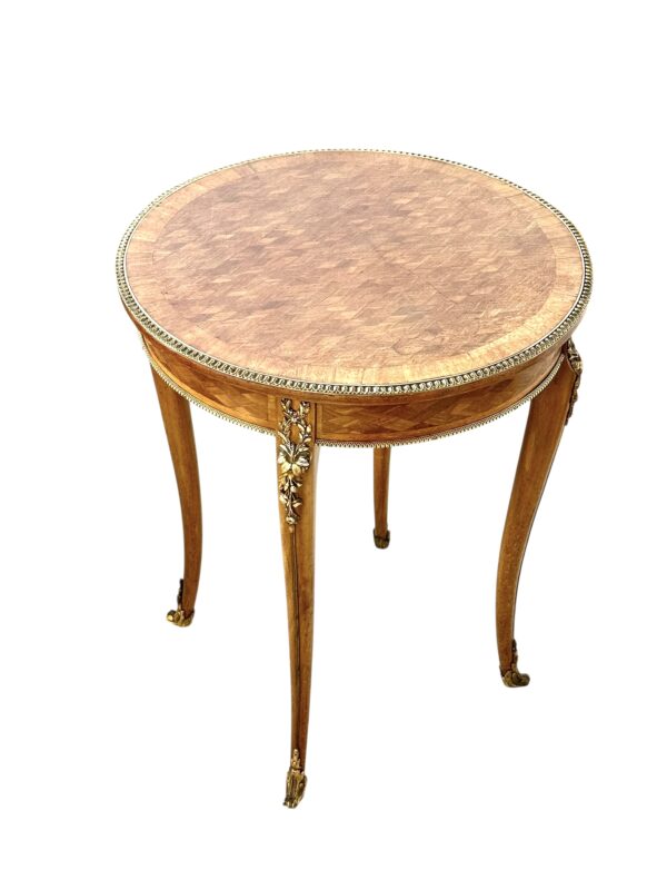 19th Century Louis XV Guéridon Table with Marquetry and Gilt Bronze