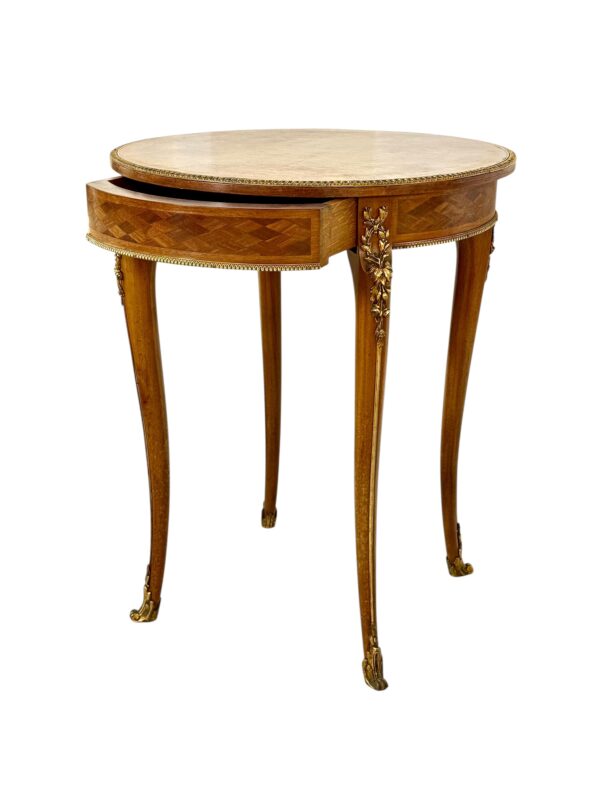 19th Century Louis XV Guéridon Table with Marquetry and Gilt Bronze - Image 6