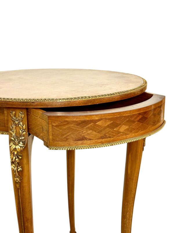 19th Century Louis XV Guéridon Table with Marquetry and Gilt Bronze