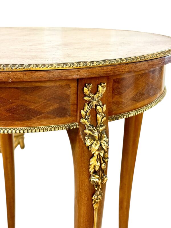 19th Century Louis XV Guéridon Table with Marquetry and Gilt Bronze