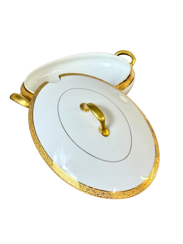 Limoges Porcelain Dinner Set with Gold Trim, 41 Piece Circa 1930s - Image 10