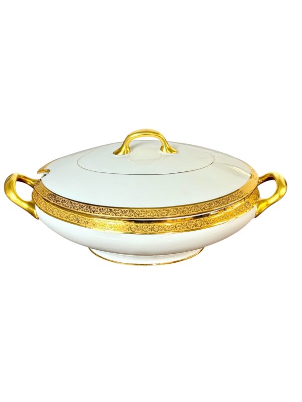 Limoges Porcelain Dinner Set with Gold Trim, 41 Piece Circa 1930s - Image 20