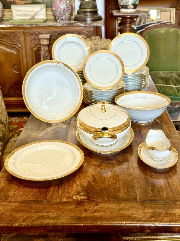 Limoges Porcelain Dinner Set with Gold Trim, 41 Piece Circa 1930s - Image 21