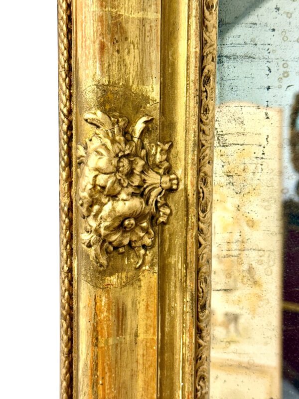 19th Century Louis XVI Neoclassical Giltwood Console Mirror
